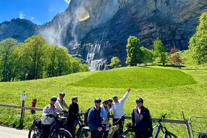Lauterbrunnen E-Bike Tour - Trümmelbachfälle & versteckte Täler