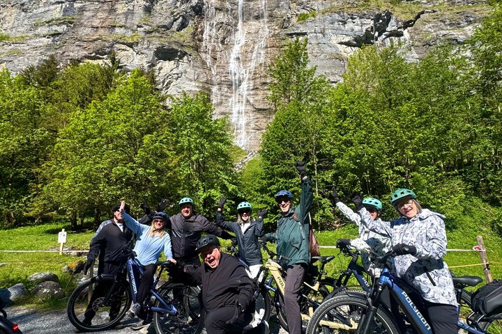 Lauterbrunnen E-Bike Tour - Trümmelbachfälle & versteckte Täler