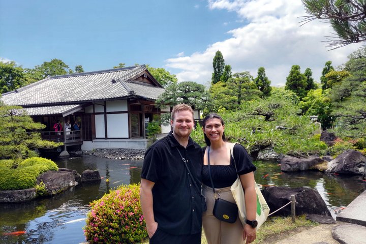 Tour personalizzato di mezza giornata del castello di Himeji con Guida autorizzata