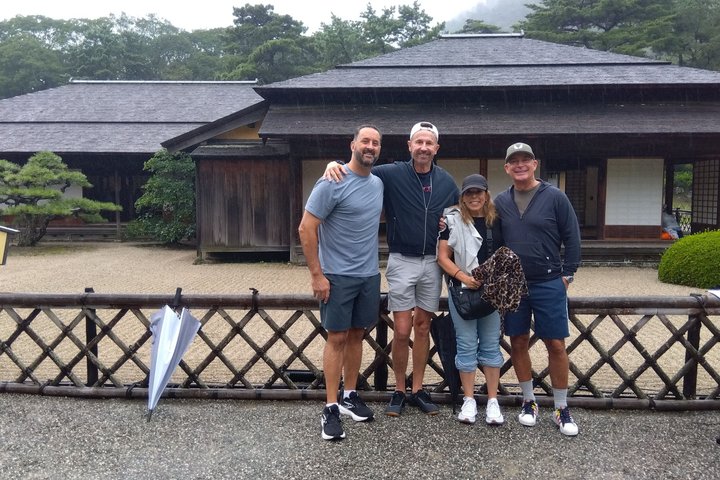 Naoshima Kunstinsel in 1 Tagestour mit lizenziertem Fortgeschrittener