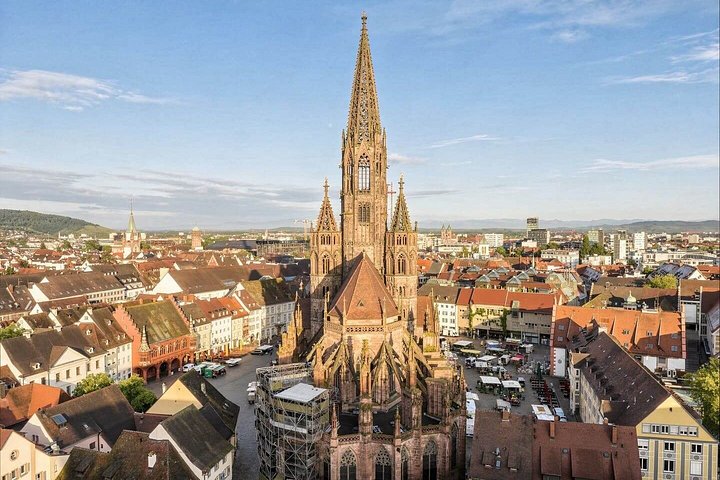 Bonjour Fribourg : Private 2 - Heure Intro City Walk avec Guide Local