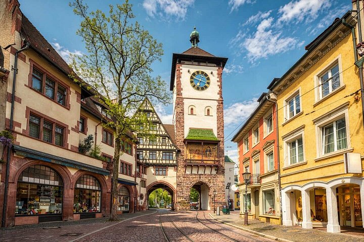 Bonjour Fribourg : Private 2 - Heure Intro City Walk avec Guide Local