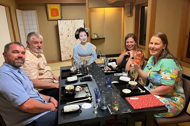 Kyoto in 1 dag vanuit Kobe : Privé autotour, Gids met licentie