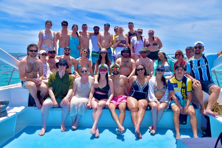 Hoteller i nærheden af Punta Cana VIp Booze Cruise Snorkeling Underholdning