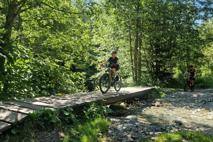 Chamonix aluguel de temporada de mountain bike elétrico para aventuras paisagísticas