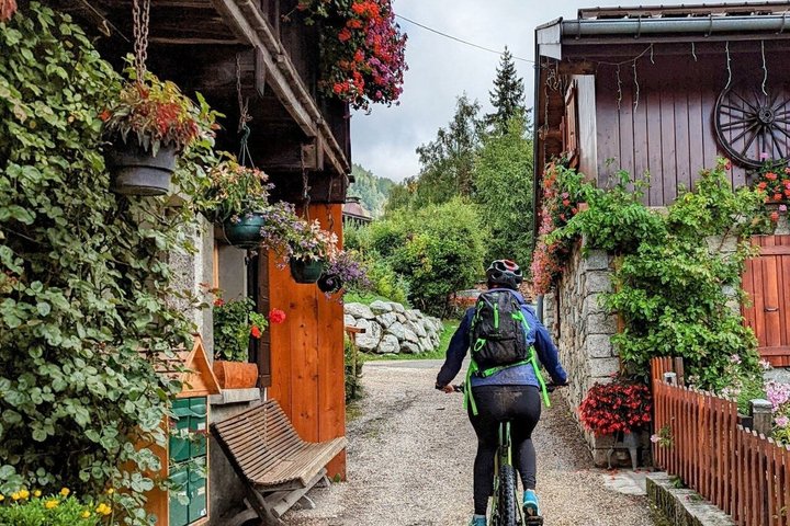 Chamonix aluguel de temporada de mountain bike elétrico para aventuras paisagísticas