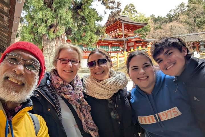 Excursion d'une journée à Nara au départ d'Osaka en voiture privée avec Guide licencié