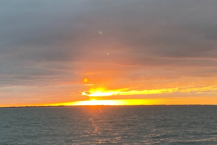 Sunset Tiki Experience-Fort Myers Beach Crucero en Tiki
