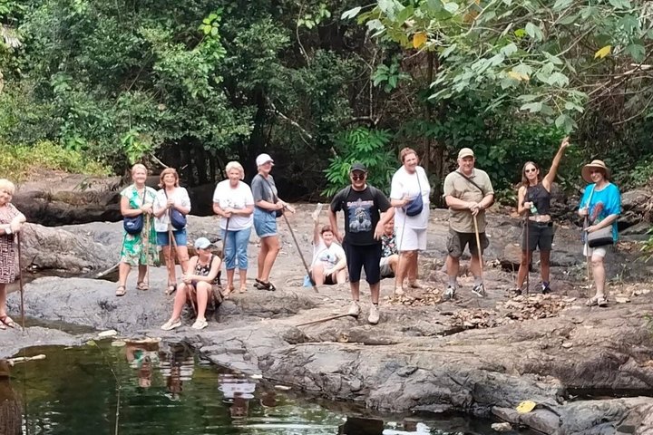 Trekking privato nella giungla di Koh Chang con trasferimento in hotel