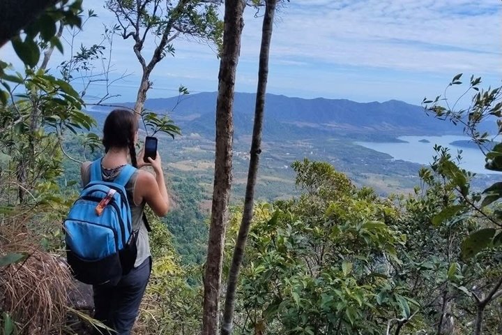 Trekking privato nella giungla di Koh Chang con trasferimento in hotel