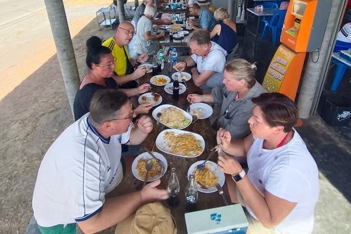 Trekking privato nella giungla di Koh Chang con trasferimento in hotel