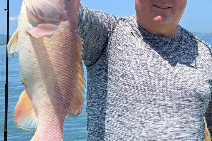Une expérience de pêche en mer dans l'océan au plus près d'outre-mer