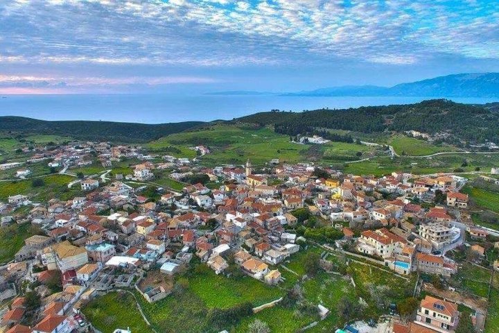 Excursão de ônibus de Zakynthos até o Viewpoint do naufrágio e as Cavernas Azuis