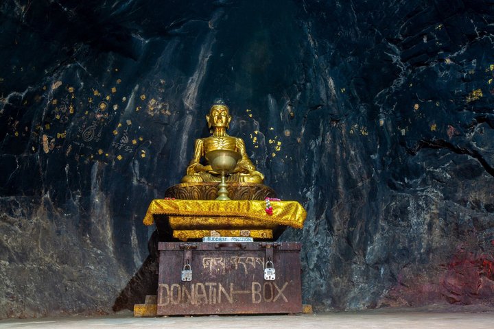Gita di un giorno alle grotte di Dungeshwari e Barabar da Bodhgaya.
