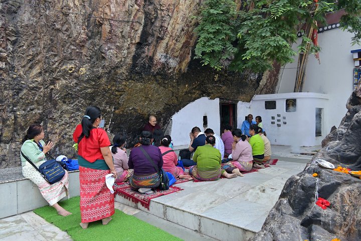 Gita di un giorno alle grotte di Dungeshwari e Barabar da Bodhgaya.
