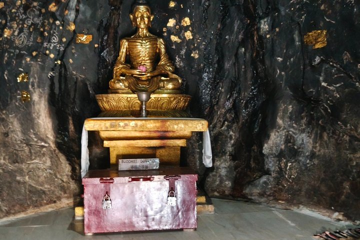 Gita di un giorno alle grotte di Dungeshwari e Barabar da Bodhgaya.