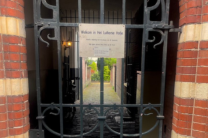 Verborgen Binnenplaatsen van Haarlem Zelfstandige Wandeltocht