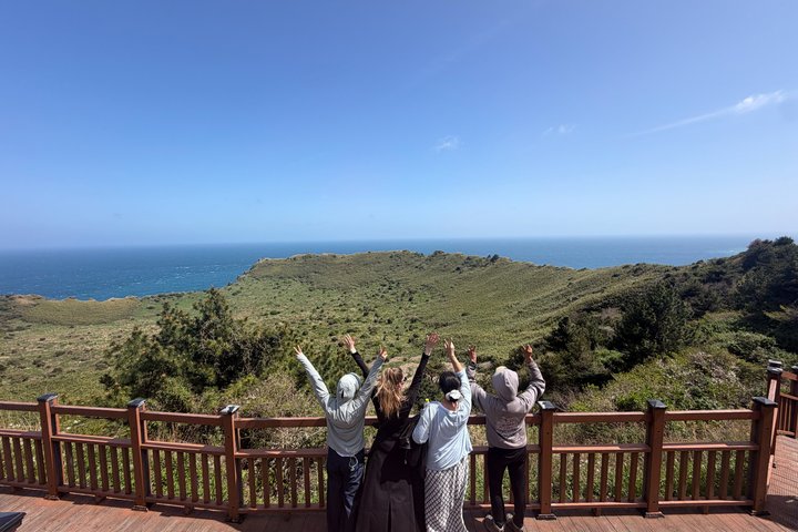 Ganztägige geführte Tour zu den UNESCO-Stätten im Osten der Insel Jeju