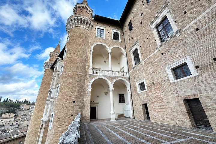 Descubra o Renascimento Privado de Urbino e o Palazzo Ducale Tour