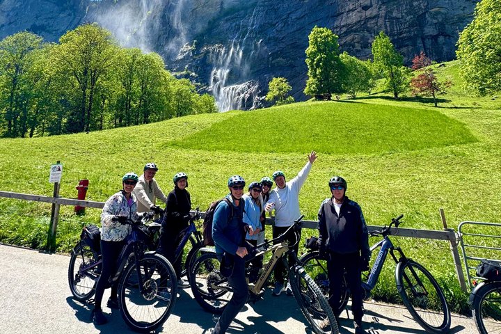 Lauterbrunnen E-Bike Tour - Trümmelbachfälle & versteckte Täler