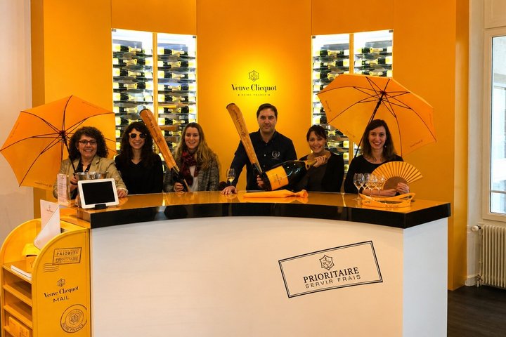 Excursão de um dia de Champagne Veuve Clicquot Local Domain & Lunch