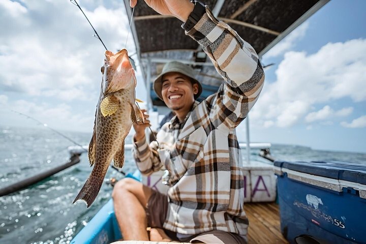 Kota Kinabalu 3 ore di pesca costiera e tour dell'isola