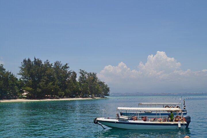 Kota Kinabalu 3 ore di pesca costiera e tour dell'isola