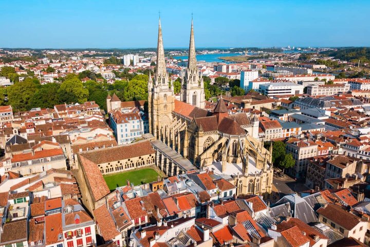 Hello Bayonne : Private 2 - Passeggiata introduttiva di 2 ore con Guida Locale