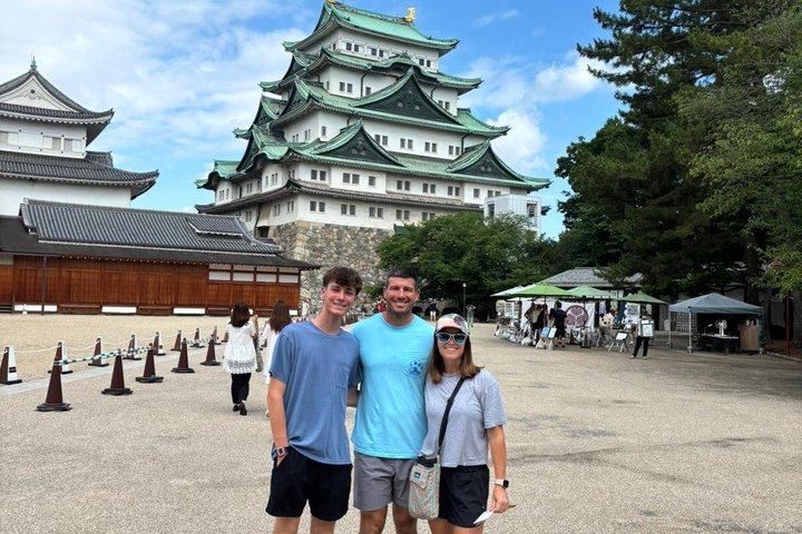 Tour personalizzato privato di un'intera giornata a Nagoya con guida nazionale autorizzata