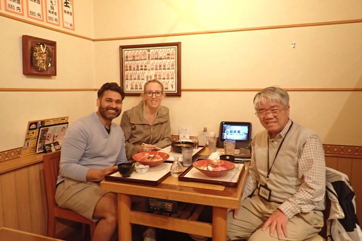 Restauranter i nærheten av Sho Time Toyama City Private Custom Tour