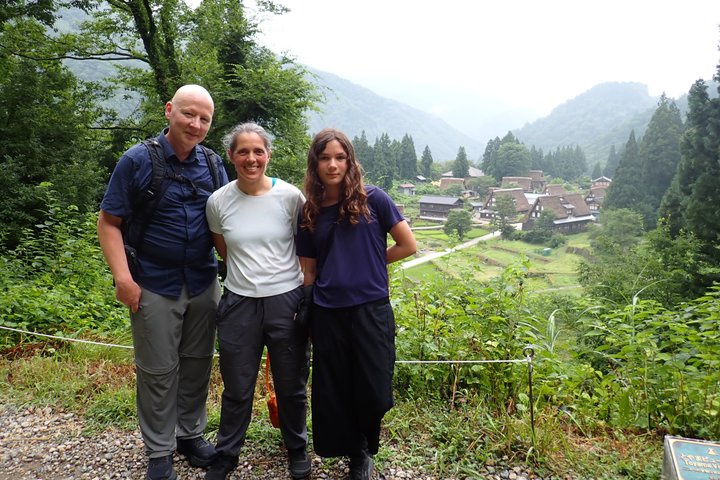 Sho Time Gokayama Voiture privée Visite personnalisée