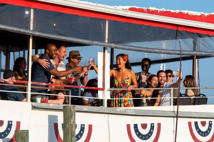 Hoteller i nærheden af Daytona Beach Dinner Cruise on the Lady Dolphin