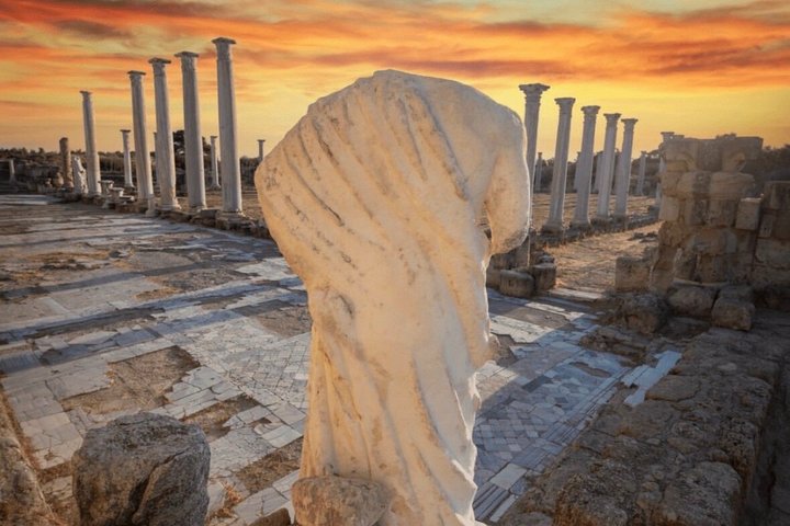 Desde Chipre del Norte Famagusta Salamina San Bernabé y Ciudad Fantasma