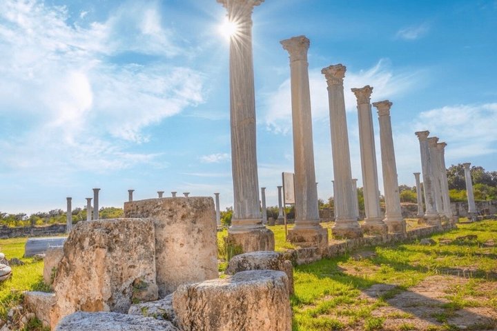 Desde Chipre del Norte Famagusta Salamina San Bernabé y Ciudad Fantasma