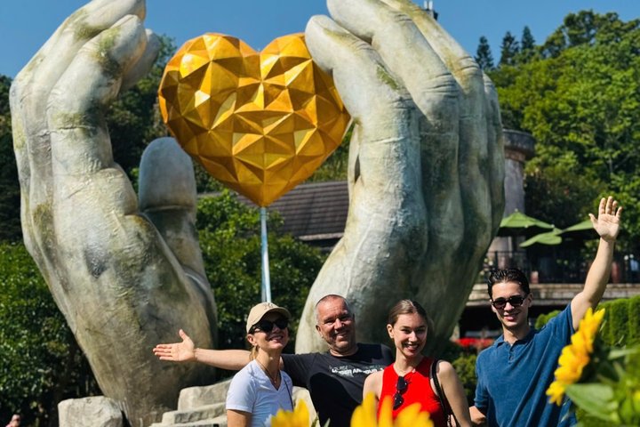 Tidlig morgen Ba Na Hills - Golden Hand Bridge - PRIVATE TOUR