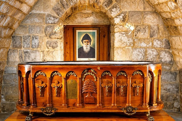 Private Tour to Jeita Grotto, Harissa and Saint Charbel