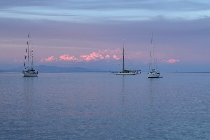 Viaje diario en velero por la isla de Elba