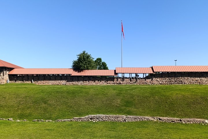 Führung durch die Altstadt von Kaunas + IX Fort Museum (BONUS)
