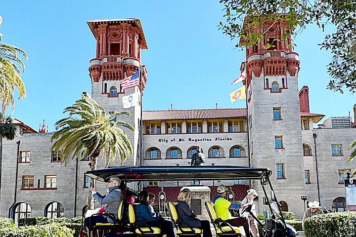 Tour Gastronómico Histórico de San Agustín en Carro Eléctrico con Recogida