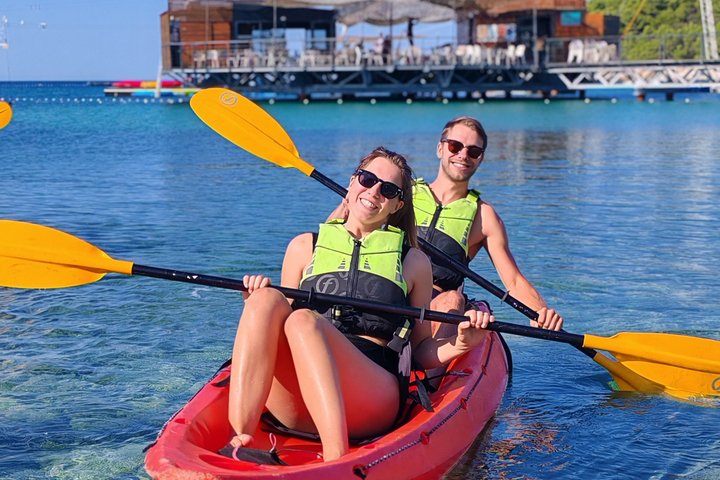 KAYAK & SNORKEL ÄVENTYR - Havsgrottor och Vilda Kusten Utforska