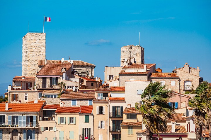 Hello Antibes: Privat 2 - En timers indledende byvandring med lokal Vejleder