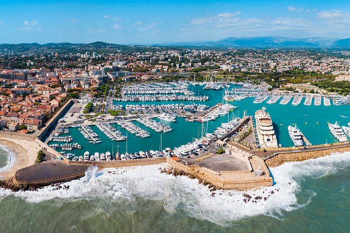 Hello Antibes: Privat 2 - En timers indledende byvandring med lokal Vejleder
