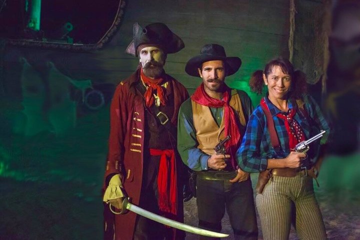 A Maldição do Capitão Cutthroat! (Pistoleros Halloween Show)