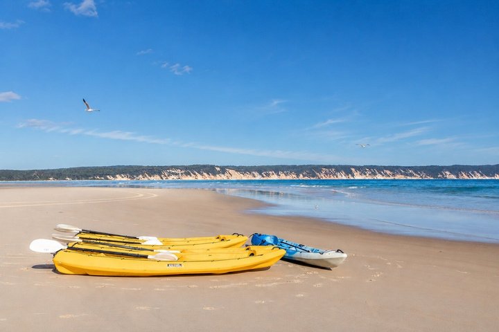 Rainbow Beach : Paseo en kayak por el océano y playa 4X4