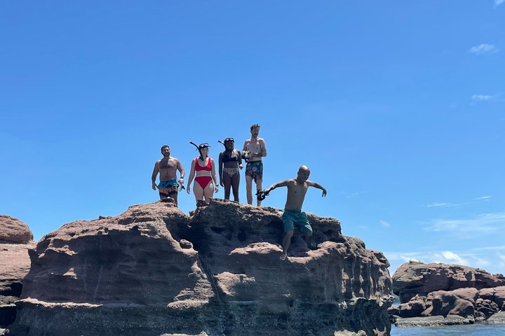 Esperienza di snorkeling di mezza giornata nell'isola di Phu Quoc