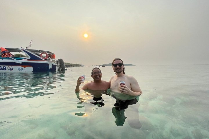 Esperienza di snorkeling di mezza giornata nell'isola di Phu Quoc