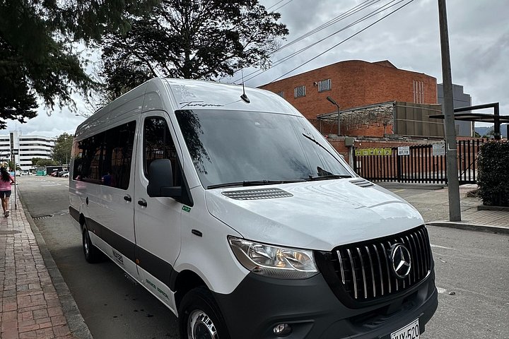 Private Luxus-Stadtrundfahrt durch Bogota: Reiseführer, Transport und Tickets