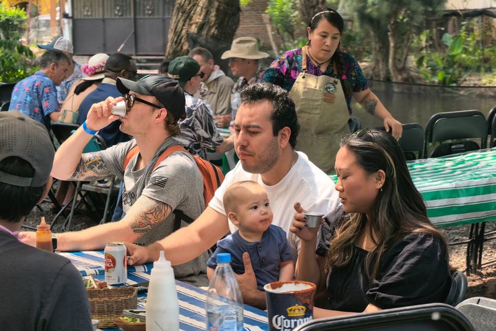 Excursion privée en bateau pour les familles à Mexico et Xochimilco (UNESCO)