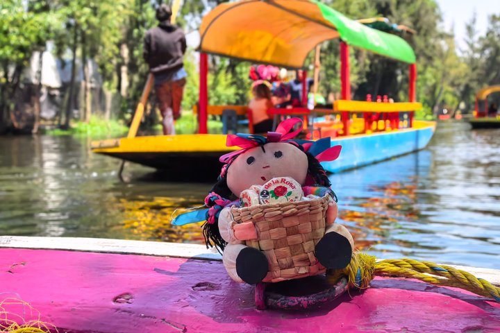Excursion privée en bateau pour les familles à Mexico et Xochimilco (UNESCO)
