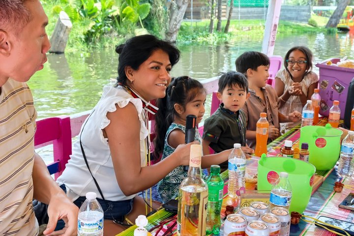 Excursion privée en bateau pour les familles à Mexico et Xochimilco (UNESCO)